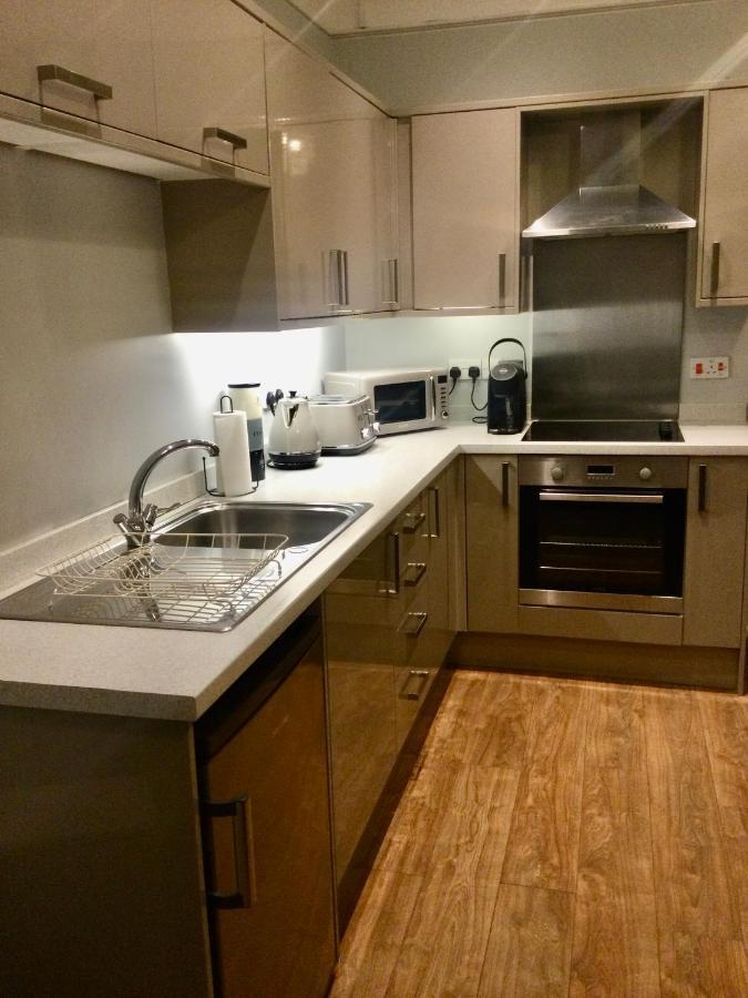 Stylish Flat In Yeovil Somerset Exterior foto